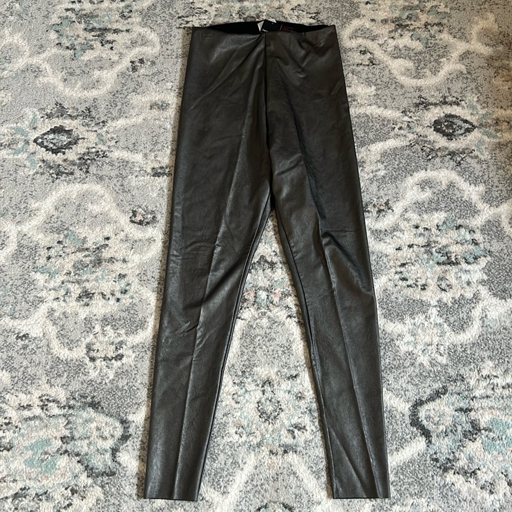 Commando Faux Leather in Gunmetal Size Large